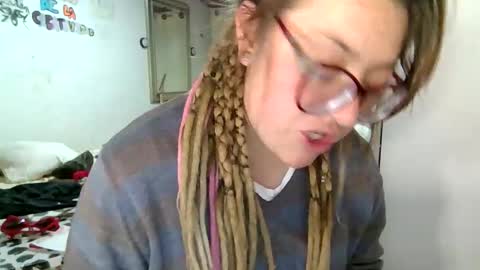 Aimee online show from November 2025 04:58:02 AM