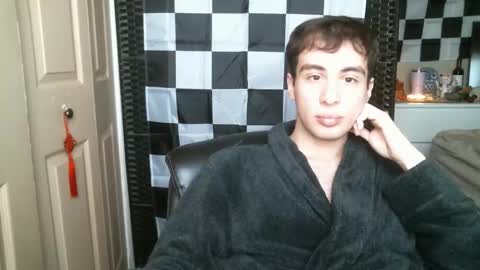 Ezra Naamah online show from January 2025 04:40:01 PM