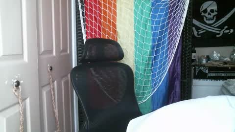 Ezra Naamah online show from February 2026 07:32:01 PM