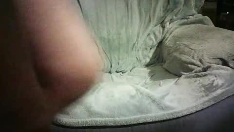 Snapshot of ezyleigh chatting on January 2025 11:37:02 AM Grant something something something something something online show from January 2025 11:37:02 AM