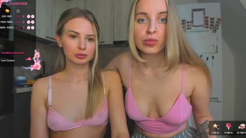 Snapshot of f1oraa chatting on February 2025 01:38:01 PM if you dont have fansly account yet use this link to registration online show from February 2025 01:38:01 PM