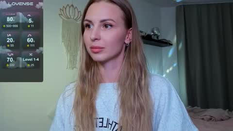 Snapshot of f1oraa chatting on September 2025 03:57:01 PM if you dont have fansly account yet use this link to registration online show from September 2025 03:57:01 PM