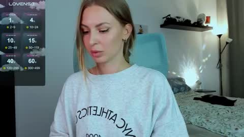 Snapshot of f1oraa chatting on October 2025 11:58:01 AM if you dont have fansly account yet use this link to registration online show from October 2025 11:58:01 AM