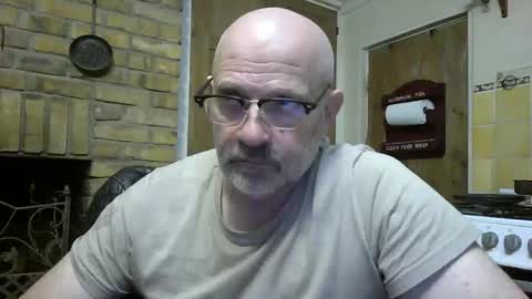 f1zzeek online show from February 2026 07:45:02 PM