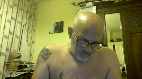Snapshot of f1zzeek chatting on July 2026 08:37:01 PM f1zzeek online show from July 2026 08:37:01 PM