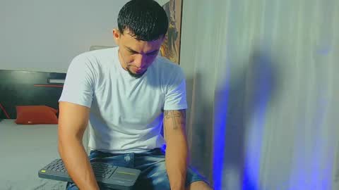 Snapshot of fabi_calde chatting on January 2025 01:25:02 PM fabi online show from January 2025 01:25:02 PM