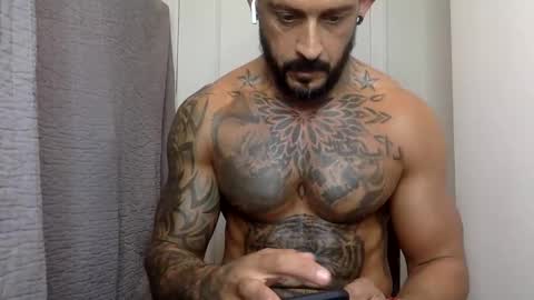 Fabianelgalan online show from December 2024 06:40:01 AM