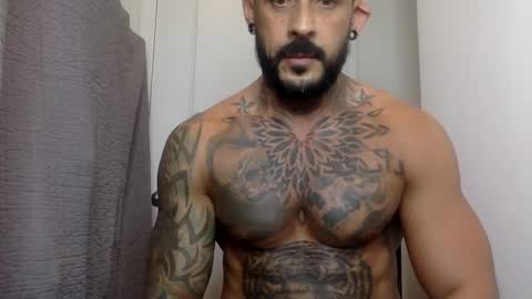 Fabianelgalan online show from December 2024 04:45:01 AM