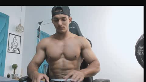 Snapshot of fabiorissi chatting on October 2025 09:35:02 PM FABIO online show from October 2025 09:35:02 PM