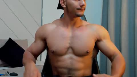 Snapshot of fabiorissi chatting on November 2025 10:59:02 PM FABIO online show from November 2025 10:59:02 PM