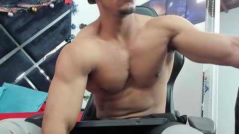 Snapshot of fabiorissi chatting on December 2025 08:35:01 PM FABIO online show from December 2025 08:35:01 PM