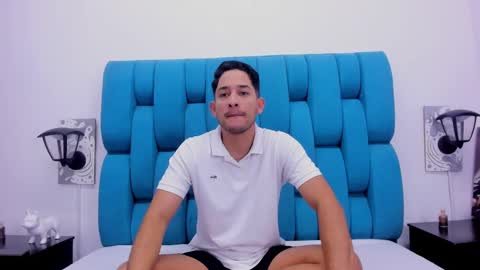 Fabricio online show from March 2025 12:22:01 PM