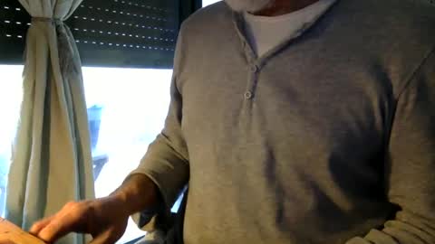 Snapshot of fabro45 chatting on February 2025 04:29:01 PM Fabro online show from February 2025 04:29:01 PM