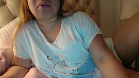 facecum01 online show from April 2026 06:30:02 AM