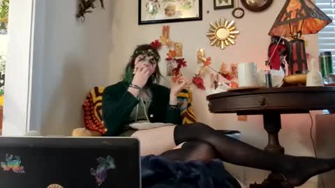 Snapshot of faequeenmommy chatting on December 2024 08:49:02 PM Goddess Fae the Feral Fairy Witch online show from December 2024 08:49:02 PM