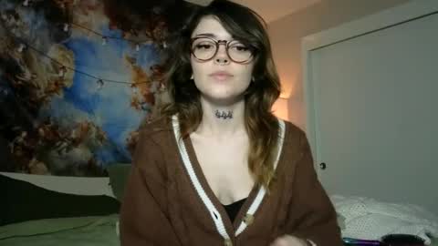 Snapshot of faerienugs chatting on February 2025 01:12:02 AM Faerie 3 online show from February 2025 01:12:02 AM