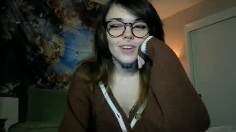 Snapshot of faerienugs chatting on February 2025 02:34:01 AM Faerie 3 online show from February 2025 02:34:01 AM