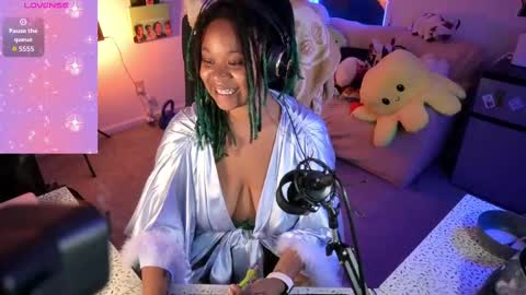 aisha online show from September 2025 12:13:02 AM