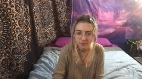 Fae online show from December 2024 09:06:02 AM