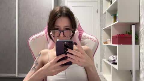 Snapshot of fairy_bloomix chatting on December 2025 03:07:01 PM Bloom online show from December 2025 03:07:01 PM