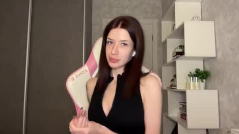 Snapshot of fairy_bloomix chatting on February 2026 05:49:02 PM Bloom online show from February 2026 05:49:02 PM