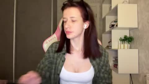 Snapshot of fairy_bloomix chatting on February 2026 04:47:02 PM Bloom online show from February 2026 04:47:02 PM