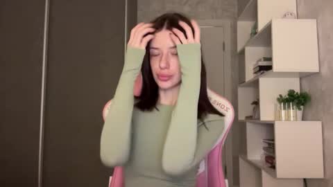 Snapshot of fairy_bloomix chatting on February 2026 08:20:02 PM Bloom online show from February 2026 08:20:02 PM