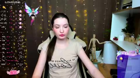 Snapshot of fairy_m00n chatting on December 2024 02:59:02 PM Kate online show from December 2024 02:59:02 PM