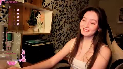 Snapshot of fairy_m00n_ chatting on February 2026 12:04:02 AM Fairy m00n online show from February 2026 12:04:02 AM