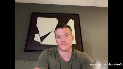 Travis online show from November 2025 04:17:02 AM