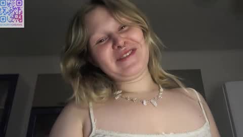 Arisha online show from March 2025 06:11:01 PM