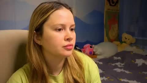 Ilona online show from December 2025 03:30:02 PM