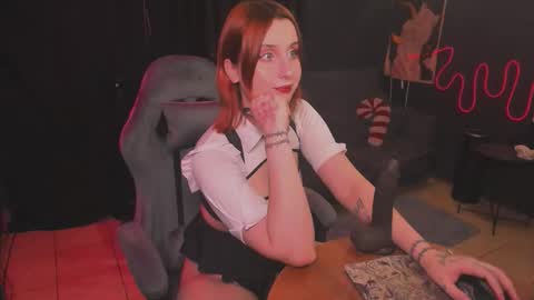 Snapshot of faketattoo chatting on November 2025 09:08:02 AM Angelina and Alice online show from November 2025 09:08:02 AM