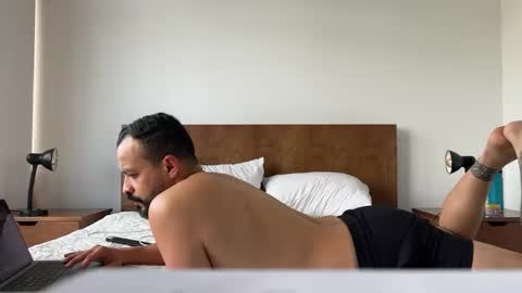 Snapshot of falkor_xl chatting on March 2026 10:14:02 PM Falkor online show from March 2026 10:14:02 PM