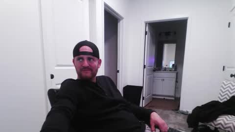 Daddy online show from November 2025 10:37:02 AM