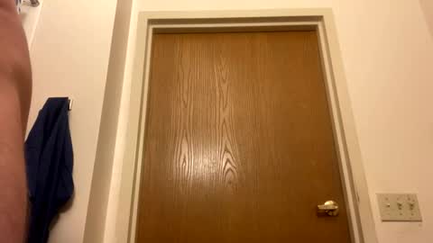 Snapshot of fallsguyny chatting on November 2025 01:07:02 AM fallsguyny online show from November 2025 01:07:02 AM