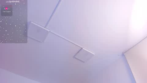 Snapshot of faloonroussel chatting on October 2025 05:46:01 PM Faloon online show from October 2025 05:46:01 PM