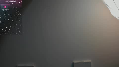 Snapshot of faloonroussel chatting on November 2025 06:19:01 PM Faloon online show from November 2025 06:19:01 PM