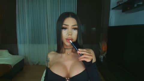 Snapshot of fancy_t33_n chatting on April 2026 07:25:01 PM Jennifer online show from April 2026 07:25:01 PM