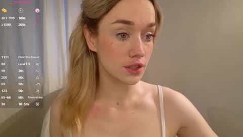 fancyamelia online show from October 2025 01:07:02 PM