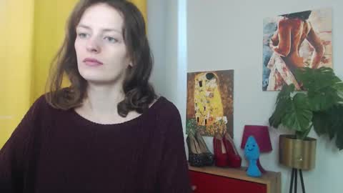 Snapshot of fancynadine chatting on November 2025 08:25:01 AM Nadine online show from November 2025 08:25:01 AM