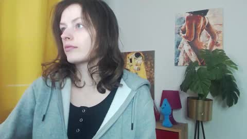 Snapshot of fancynadine chatting on November 2025 07:25:01 AM Nadine online show from November 2025 07:25:01 AM