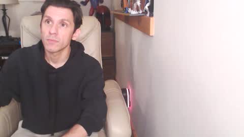 Snapshot of fanfriction chatting on February 2026 10:08:02 AM Fan Friction online show from February 2026 10:08:02 AM