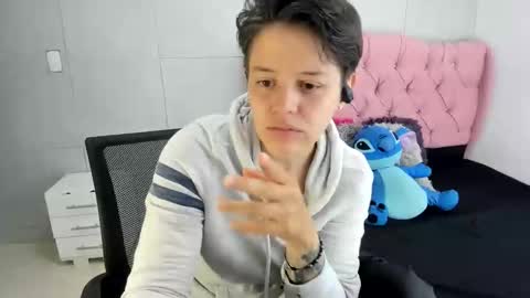 Snapshot of fanny_18 chatting on October 2025 03:47:02 PM FANNY online show from October 2025 03:47:02 PM