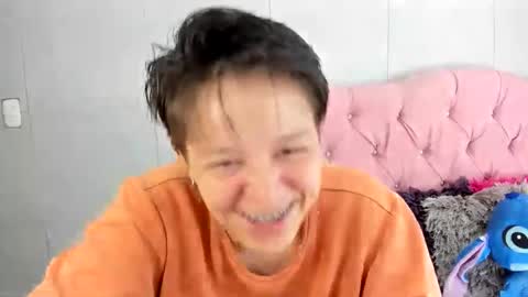 Snapshot of fanny_18 chatting on October 2025 02:59:01 AM FANNY online show from October 2025 02:59:01 AM