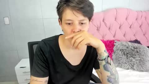 Snapshot of fanny_18 chatting on November 2025 07:32:01 AM FANNY online show from November 2025 07:32:01 AM