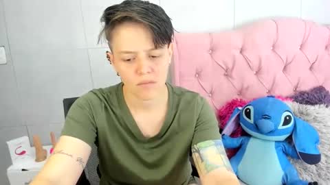 Snapshot of fanny_18 chatting on November 2025 02:34:01 AM FANNY online show from November 2025 02:34:01 AM