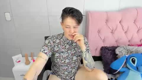 Snapshot of fanny_18 chatting on November 2025 01:49:01 AM FANNY online show from November 2025 01:49:01 AM