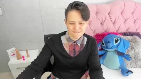 Snapshot of fanny_18 chatting on November 2025 07:05:02 PM FANNY online show from November 2025 07:05:02 PM