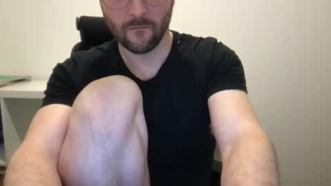 Snapshot of fantacyland chatting on February 2025 06:20:02 PM Alex online show from February 2025 06:20:02 PM